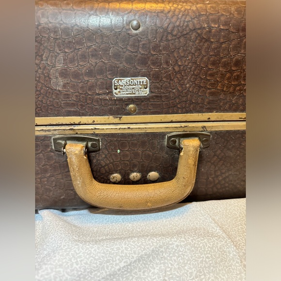 Vintage1950s Samsonite Streamlite Shwayder bros alligator embossed hard suitcase - Picture 4 of 16